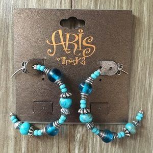 Hoop beaded earrings
